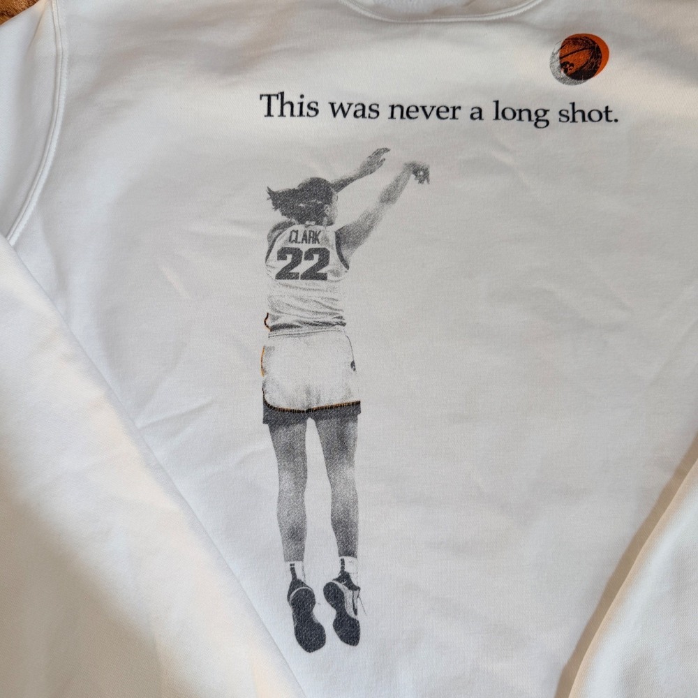 Nike Caitlin Clark Iowa Hawkeyes Never A Long Shot Sweatshirt White XL Rare - Picture 4 of 12